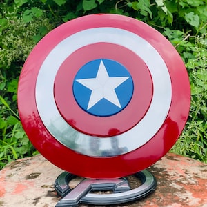 キャプテン・アメリカのシールド～ウィンター・ソルジャー キャプテン・アメリカのシールド～スティーブ・ロジャースの象徴的なスーパーソルジャーの小道具～最高のハロウィンギフト