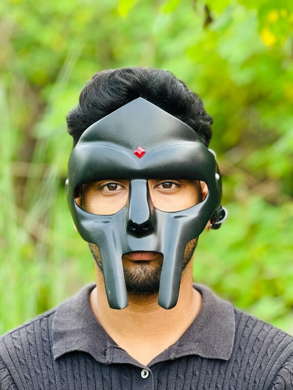 MF DOOM マスク　金属と革製 Amazon.com: Better Buy Handicraft Golden MF DOOM Mask