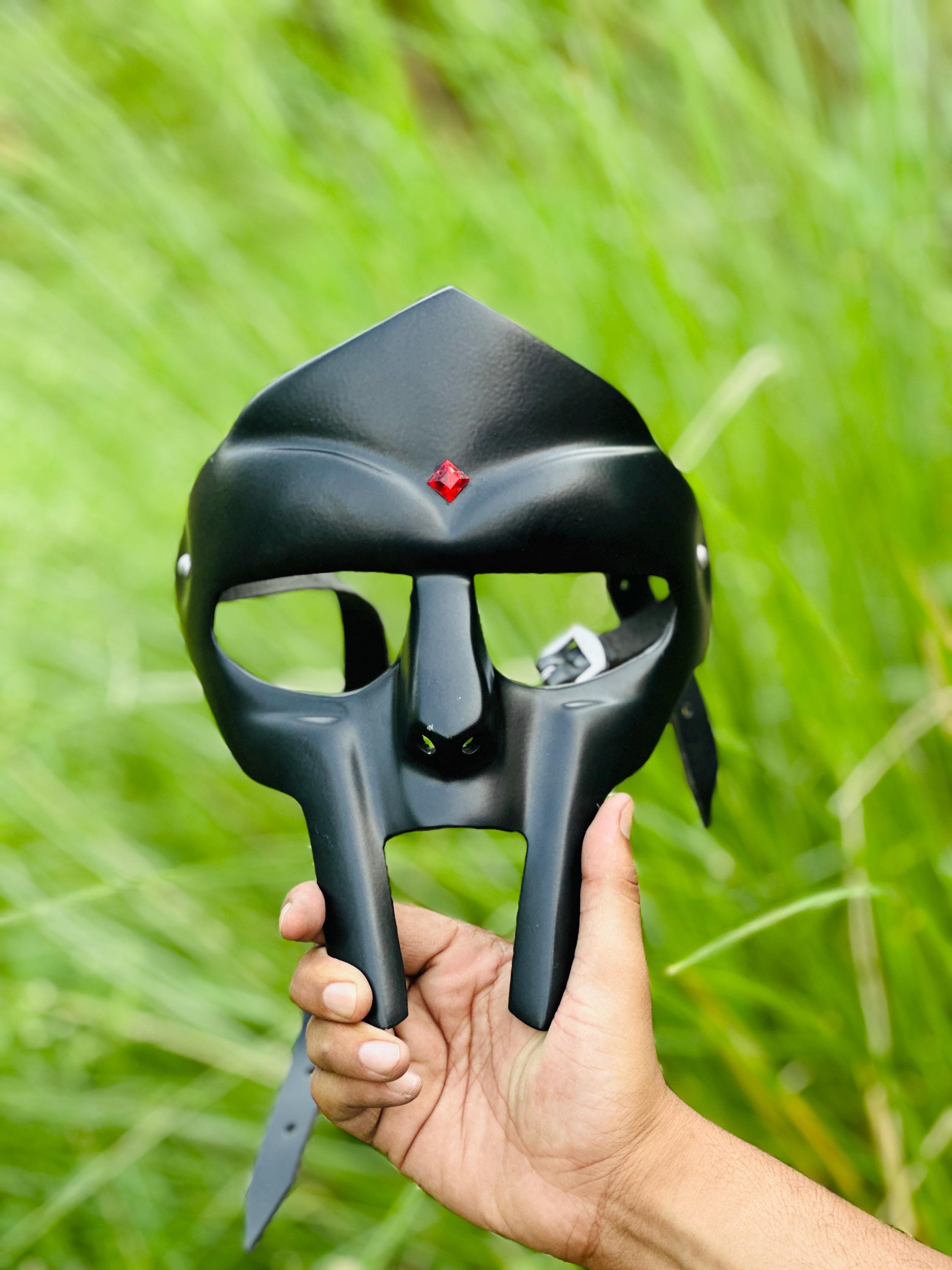 MF DOOM マスク　金属と革製 Amazon.com: Better Buy Handicraft Golden MF DOOM Mask