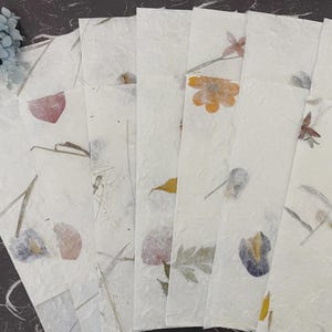 Handmade artisan fluffy Paper with flower petals & plant leaves, natural mulberry organic lokta for decoration writing folding DIY crafts