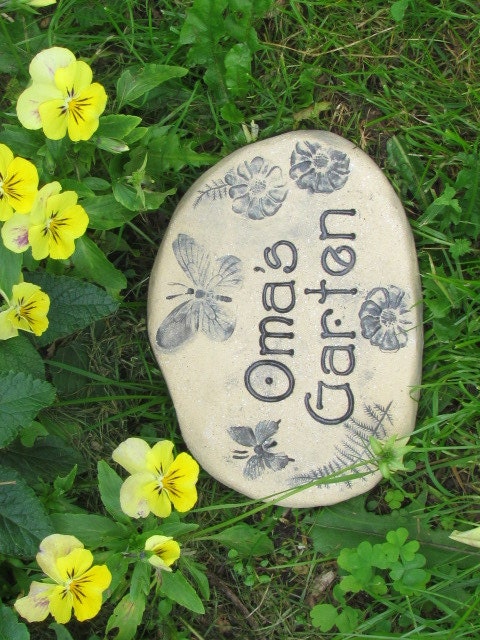 Oma gift. Oma's garden sign Oma home decor German | Etsy