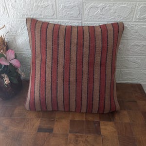 16x16-inch Vintage Kilim Pillowcase, Home Decor, Turkish Pillow, Kilim Pillow, Decorative Throw Pillow, Carpet Pillow, Kilim Cushion Cover