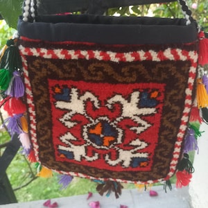 Sac pour tapis turc fait main - Porte-monnaie ethnique bohème - Tapis en laine recyclée - Cousu à la main - Dessus ouvert - 22 x 22 cm
