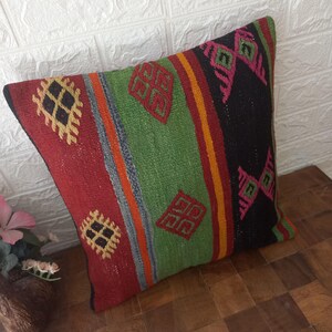 16x16-inch Vintage Kilim Pillowcase, Home Decor, Turkish Pillow, Kilim Pillow, Decorative Throw Pillow, Carpet Pillow, Kilim Cushion Cover
