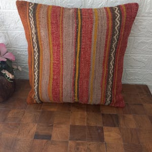 16x16-inch Vintage Kilim Pillowcase, Home Decor, Turkish Pillow, Kilim Pillow, Decorative Throw Pillow, Carpet Pillow, Kilim Cushion Cover