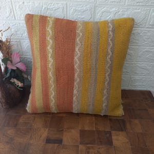16x16-inch Vintage Kilim Pillowcase, Home Decor, Turkish Pillow, Kilim Pillow, Decorative Throw Pillow, Carpet Pillow, Kilim Cushion Cover