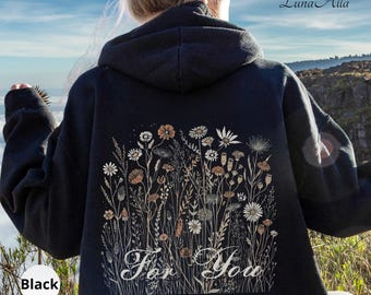 Wildblumen-Hoodie, Hoodie im Granola-Girl-Stil, Botanischer Hoodie, Cottagecore-Hoodie mit Blumenmuster, Geschenk für Naturliebhaber, Damen-Hoodie mit Blumenmuster, Boho-Hoodie