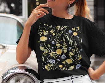 Camiseta de flores silvestres, camiseta de regalo para chica granola, camiseta botánica cottagecore, camiseta floral bohemia, camiseta floral de estilo rústico, camiseta de flores de pradera
