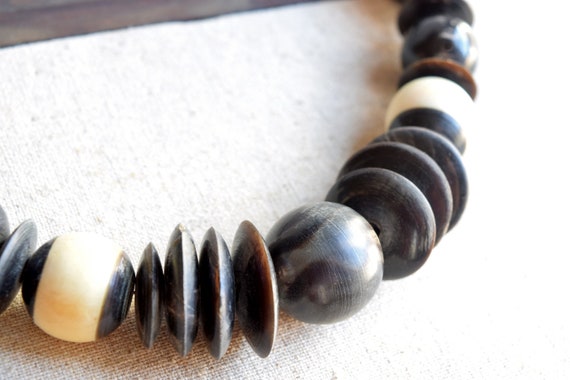 Sculptural Horn, Bone and Brass Necklace - Vintag… - image 2