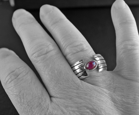 Heavy Ruby Silver Ring - Beautiful Minimalist Sil… - image 7