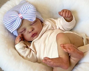 18Inch Reborn Dolls, Lifelike Newborn Baby Dolls, Hand-Painted Sleeping Reborn Baby Girl Christmas Gift, Soft Plastic Doll Toys,Read to Ship