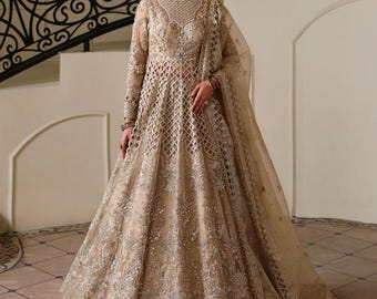 Hand-Embroidered Bridal Lehenga Choli: Pakistani Indian Wedding Gown