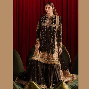 Pakistani Indian wedding sharara/Gharara suit, hand embroidered shalwar kameez, Pakistani wedding formal dress for party wear