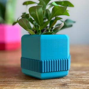 3D Printed Hexagonal Plant Pot With Drainage, Ribbed Teal Planter, Colourful Geometric Flower Pot, Eco Friendly Home Decor,Housewarming Gift