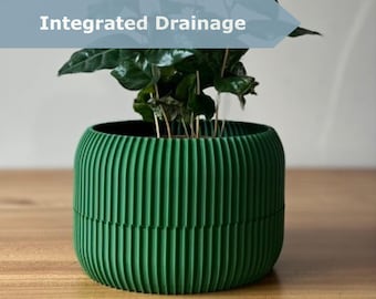 Ribbed Plant Pot: Modern Eco-Friendly 3D Printed Planter - Seasonal Colours Added