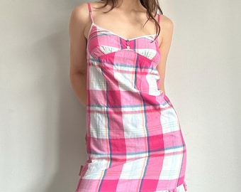 Kariertes Kleid Pink Y2K Sommer Mini Look