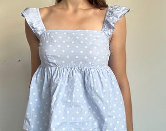 Babydoll-Top mit blauen Punkten