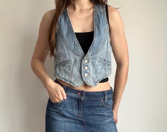 Denim Vest Top – Cropped Jean Waistcoat Y2K Streetwear Outfit