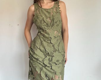 Guess-Spitzenkleid in Salbeigrün