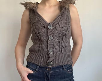 Gilet in pelliccia lavorato a maglia, cardigan senza maniche a trecce, accogliente stile chic europeo