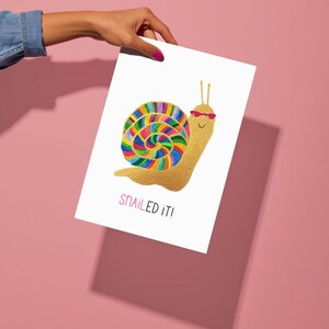 Gravuras em aquarela pintadas à mão e cartões engraçados com um charme peculiar — fofos, engraçados e perfeitos para presentes ou arte de parede que fazem você sorrir!