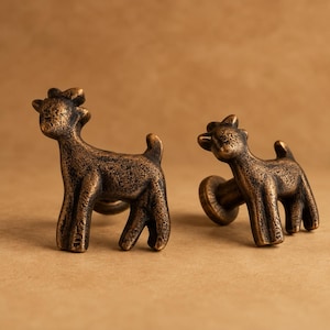 Animal Cabinet Knob | Goat Drawer Pull | Decorative Dresser Knob | Bronze Patina Antique Bronze Nickel Hardware