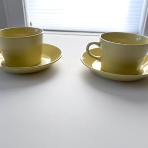 2 Vintage Arabia Finland Yellow Kilta Cups and Saucers