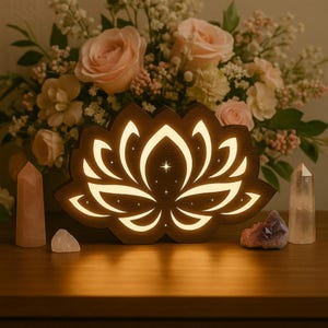 Luminária de Flor de Lótus – Luz Noturna de Lótus LED, Decoração Espiritual de Lótus, Arte de Lótus Iluminada, Luminária Boho para Quarto, Presente Consciente, Luz para Sala de Yoga
