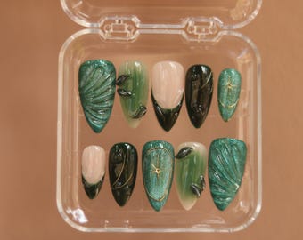 Press On Nails Emerald Green | 3D Leaf and Gold Star Design | Almond Stiletto Shape | Handmade Nature Nail Art | Reusable Nails