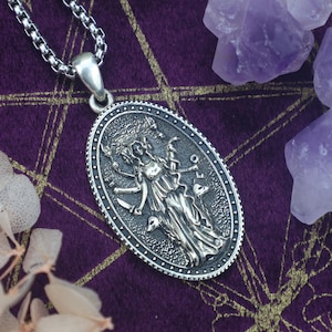 Hecate Triple Moon Goddess Necklace – 925 Sterling Silver Wiccan Pendant – Pagan Witchcraft Jewelry Gift for Women