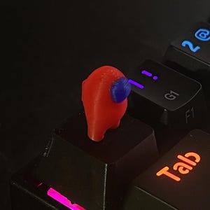 Among Us Impostor Keycap – Red Crewmate do klawiatur mechanicznych