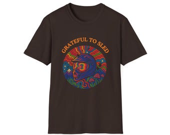 Camiseta "Agradecido con el trineo" / Camiseta psicodélica de motonieve / Camiseta con cabeza de trineo / Regalo retro de motonieve / Camiseta con arte de deportes de invierno