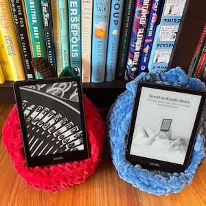 Kindle Couch (NOT PATTERN-physical item ONLY)