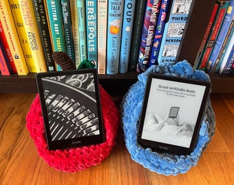 Kindle Couch (NOT PATTERN-physical item ONLY)