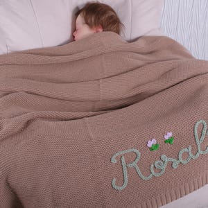 Personalized Newborn Name Blanket: Hand-Embroidered Ultra-Soft Keepsake for Baby Showers and Nurseries