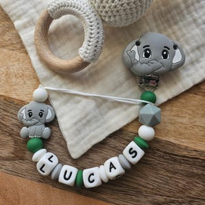 Personalized elephant pacifier clip – Baby birth gift – Silicone pacifier clip with name – Boy or girl pacifier clip – Handmade
