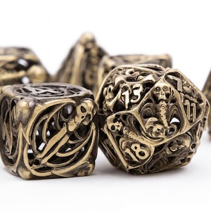 Dnd dice set, dices, dnd, dungeons and dragons, critical role, role playing game, game dice, pathfinder, dark fantasy, dungeon master, gift