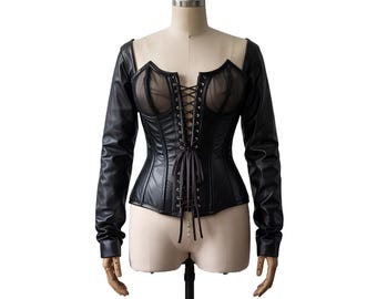Top corsetto in pelle gotica: bustino steampunk con lacci e maniche