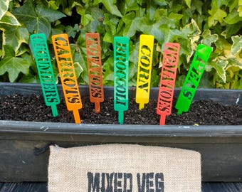 Set of 7 Vegetable Patch Stakes/Markers