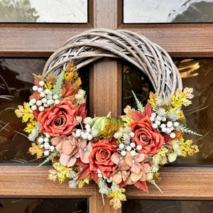 Front door fall wreath with flowers, Elegant thanksgiving wreath, Holiday wall wreath, Farmhouse or kitchen wreath