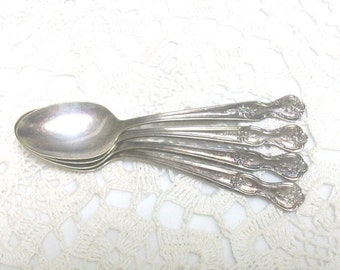 4 Magnolia Teaspoons 1951 Free US Ship No Monogram /