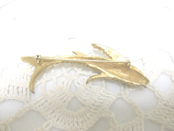 Gold Fish Brooch Pin Free US Ship / - image 4