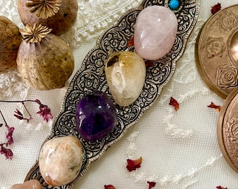 A Little Box of GRATITUDE - Crystal Healing Gift - Rose Quartz / Citrine / Amethyst / Sunstone / Moonstone