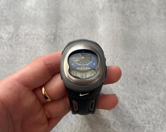 希少 Y2K ナイキ triax トライアックス 腕時計 動作◯ ブラック NIKE - 稼動品 y2k 00s 希少 ナイキ 腕時計 スポーツウォッチ