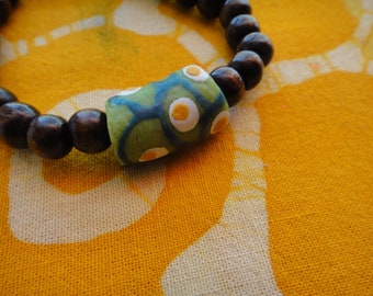 Green Spotted African Glass Prayer Bead Bracelet Krobo Trade Recycled Ghana