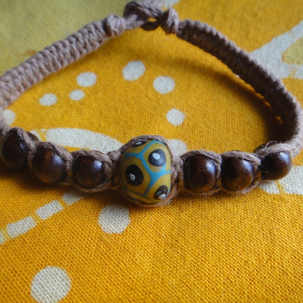 Afrikanische gelbe Fleck Holz Perle Hanf Armband / Fußkettchen