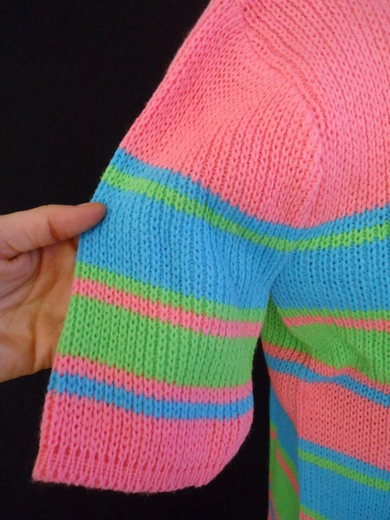 Pink Knit Striped Vintage 1960/'s Women/'s NOS Sweater M L