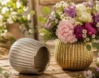 Gold Geometric Ceramic Vase: Luxury Table Centerpiece