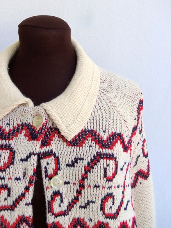 Vintage 70s Knit Cape Poncho Shawl in Cream With Red and Blue - Etsy