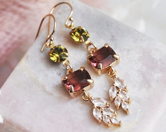 Boucles d'oreilles feuille, boucles d'oreilles olivine, boucles d'oreilles bordeaux, mariage rustique, boucles d'oreilles de mariée bohèmes, mariage dans les bois, mariage d'automne, demoiselles d'honneur